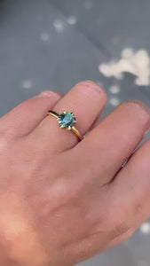 Faerie Circle Green-Blue Round Brilliant Cut Sapphire Ring