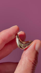 Zaha Celeste Engraved Ring