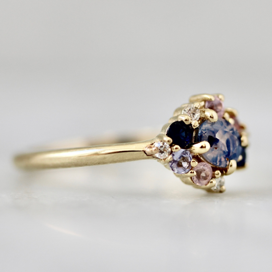 sapphire cluster ring