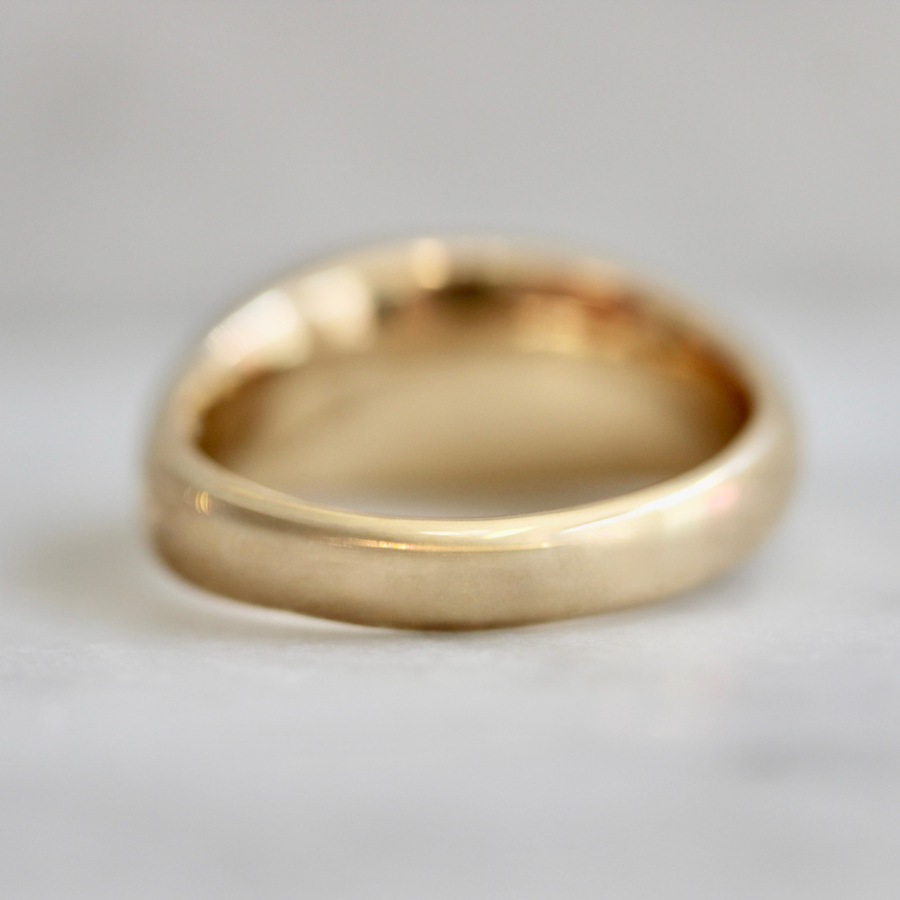 sapphire signet ring