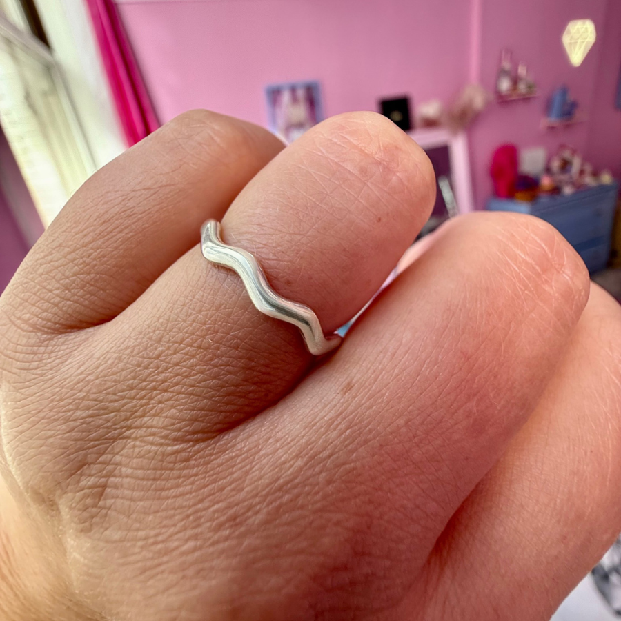 
            silver squiggle band