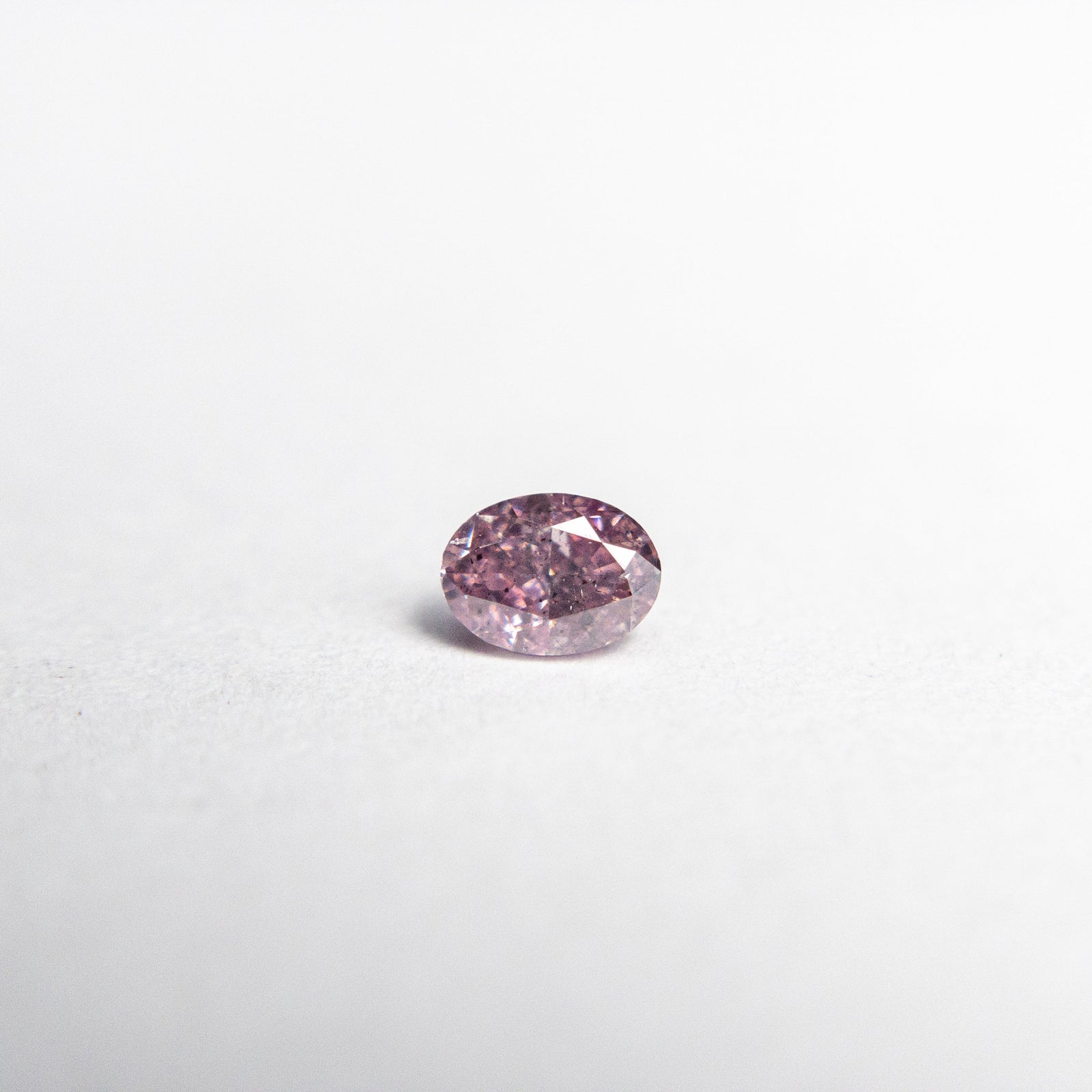 0.16ct 3.67x2.71x1.90mm Argyle Fancy Intense Purple Pink Oval Brilliant 18680-03 - Misfit Diamonds