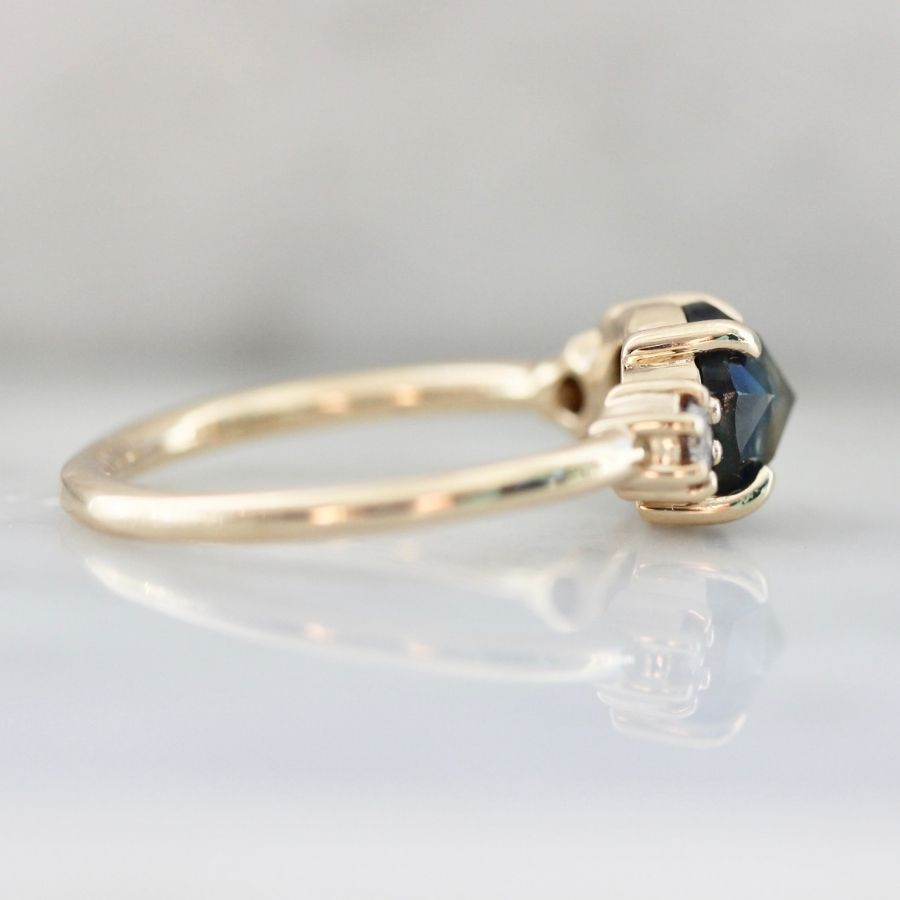 Nautilus Dark Blue Round Rose Cut Sapphire Ring