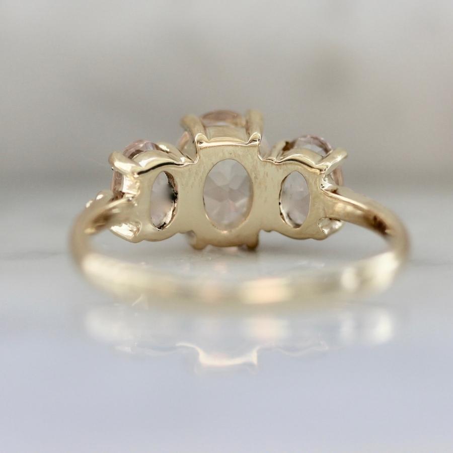 Oval the Moon Peach Morganite Ring