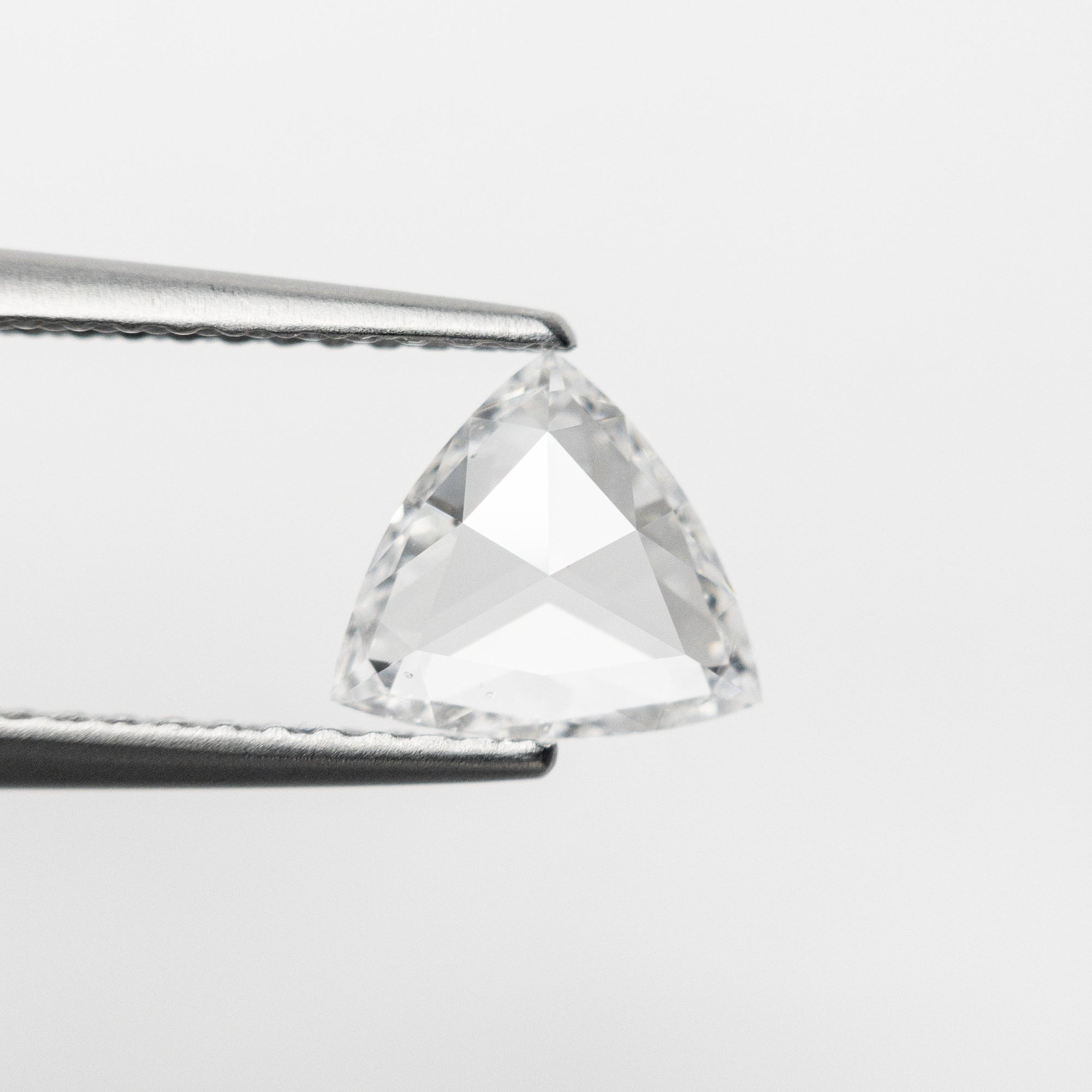 0.72ct 6.68x7.38x1.96mm SI1 F Trillion Rosecut 🇨🇦 21300-01