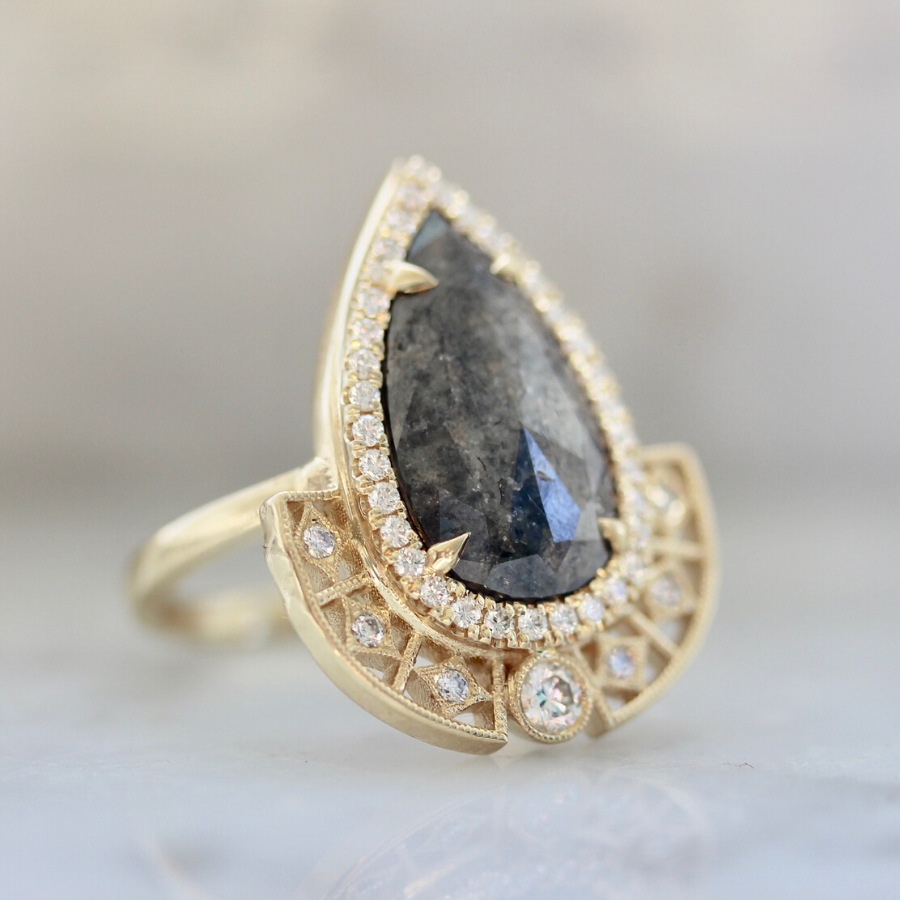 Samira Pear Cut Salt and Pepper Ring in Yellow Gold