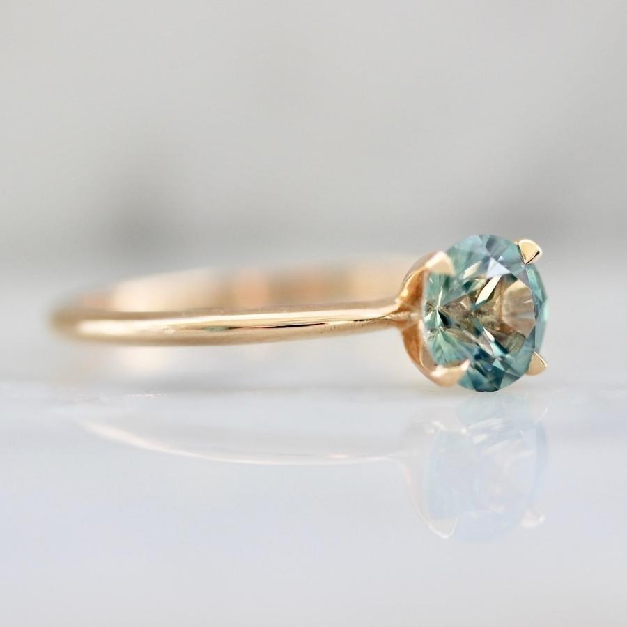 
            .98 Carat Stella Round Brilliant Cut Montana Sapphire Ring