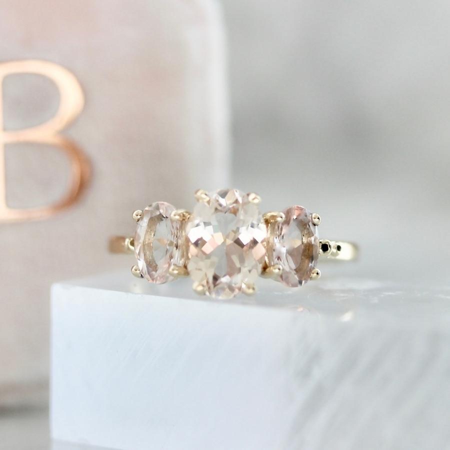 Oval the Moon Peach Morganite Ring
