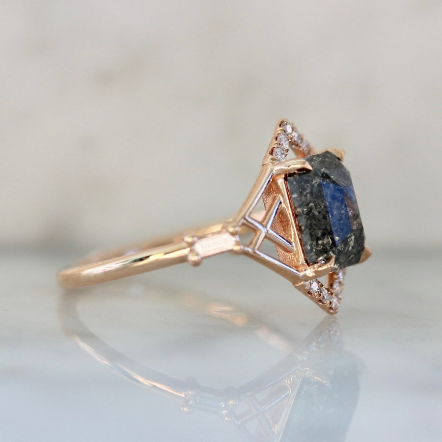 Euphoria Salt & Pepper Emerald Rose Cut Diamond Ring