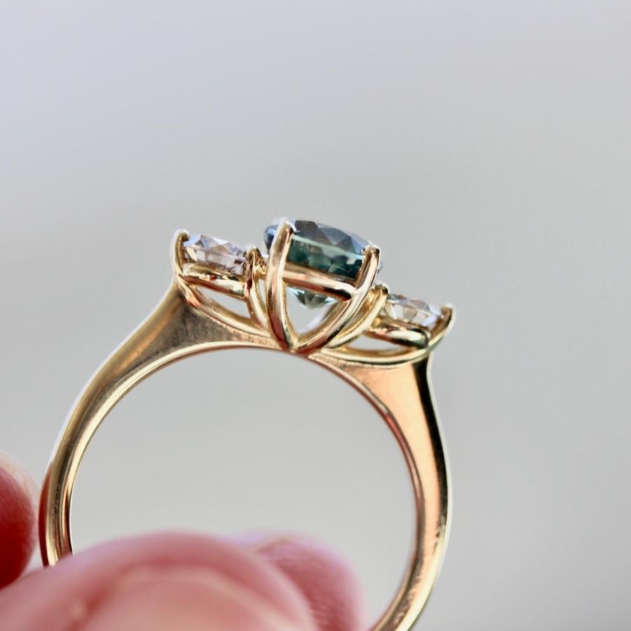 Side Show Olive Green Round Brilliant Cut Sapphire Ring