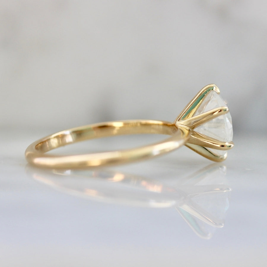 Vena Amoris 2.02 Carat Icy Round Brilliant Cut Diamond Ring