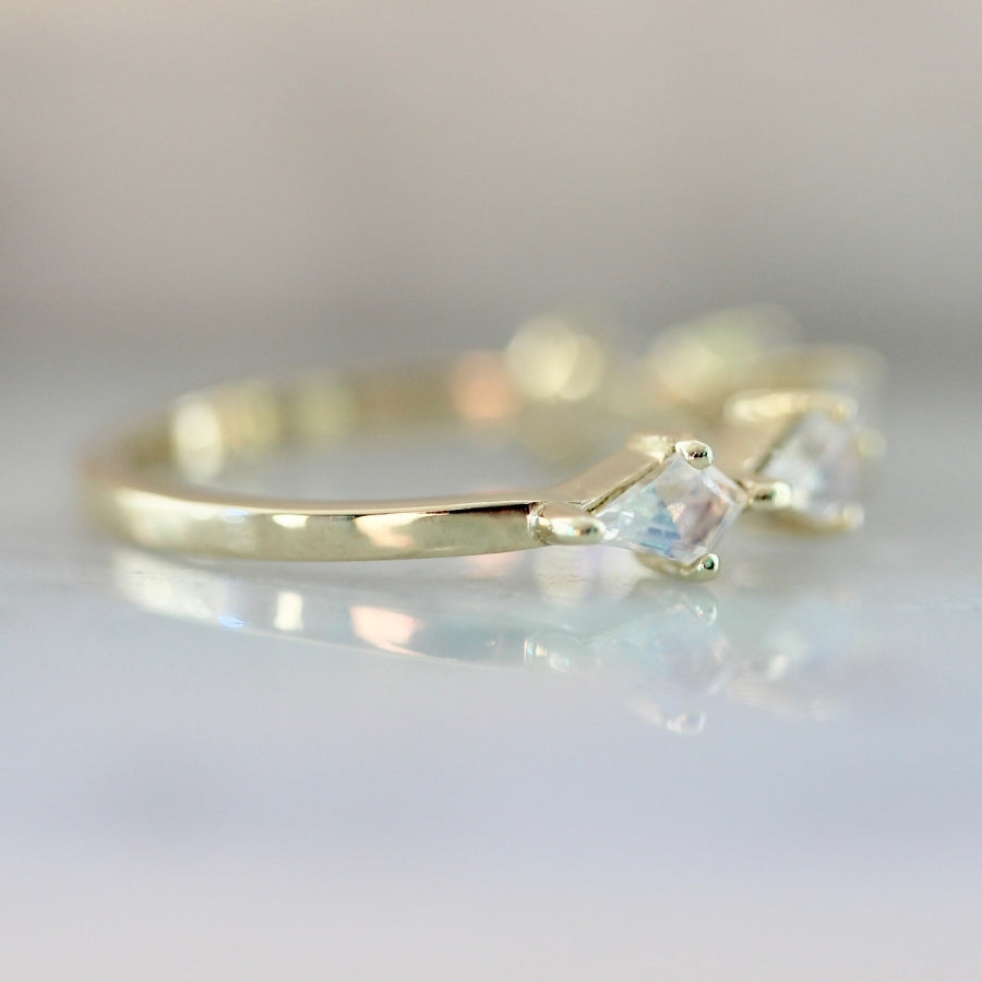 Crescendo Kite Cut Moonstone Band