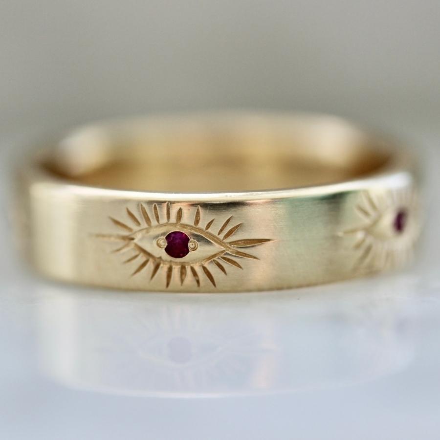 Good Karma Eye Engraved Pink Sapphire Band