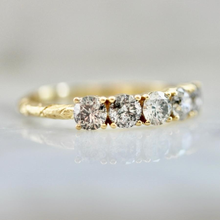 Thrill Seeker Salt & Pepper Round Brilliant Cut Diamond Band