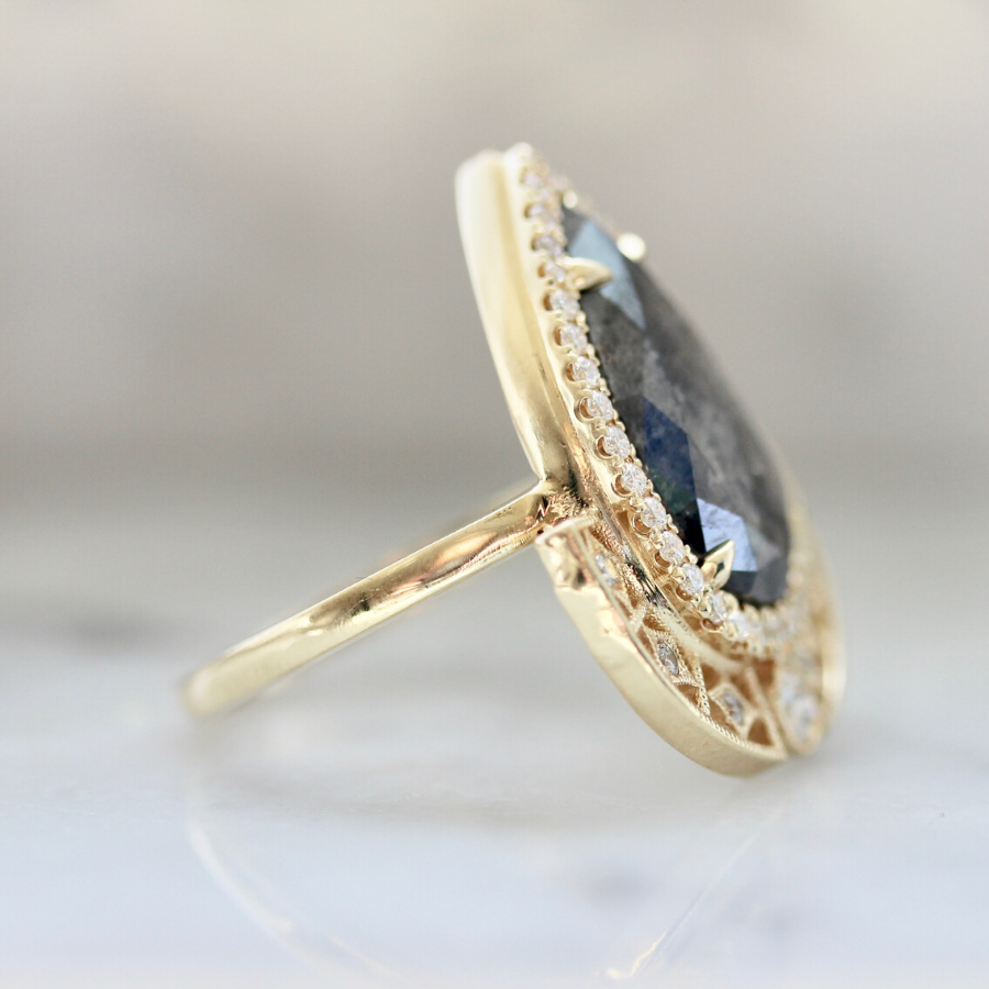 Samira Pear Cut Salt and Pepper Ring in Yellow Gold