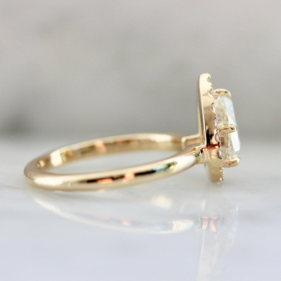 Cloud Nine White Pear Rose Cut Diamond Ring