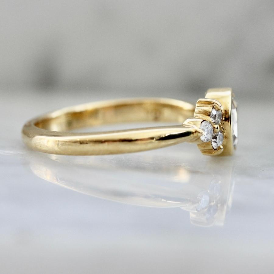 Simone White Portrait Oval Cut Diamond Ring