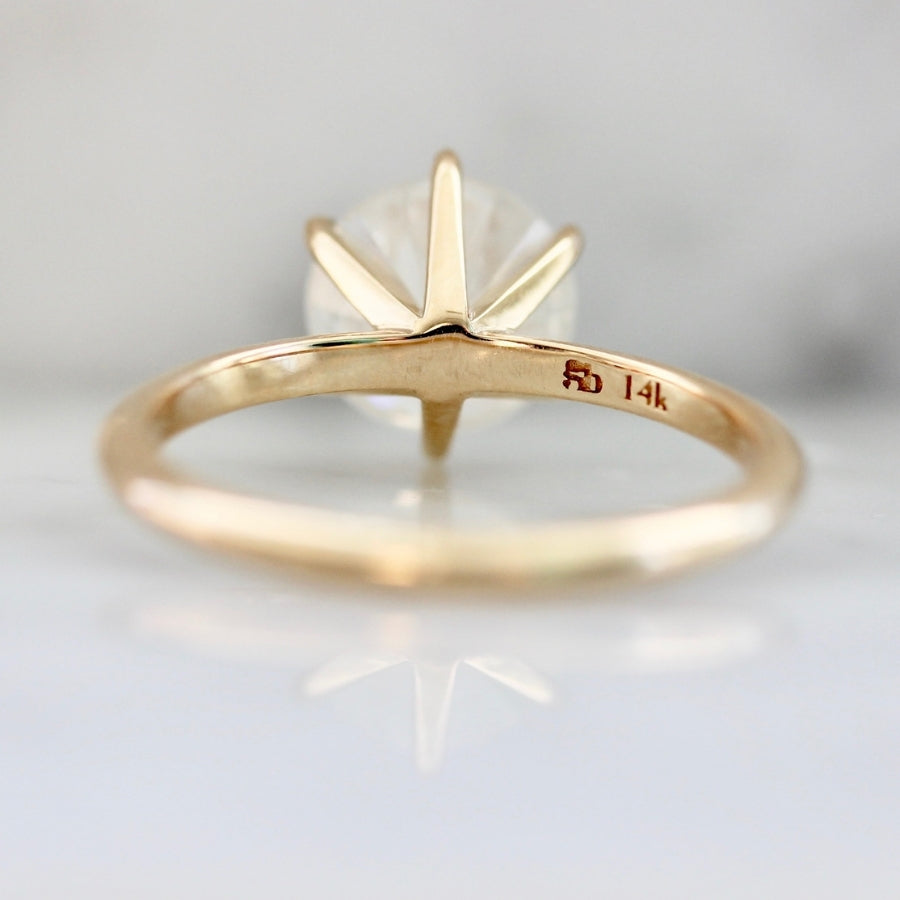 Vena Amoris 2.02 Carat Icy Round Brilliant Cut Diamond Ring