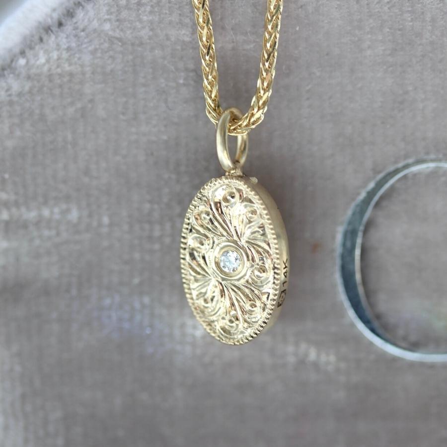 Deep Dive Engraved Diamond Necklace