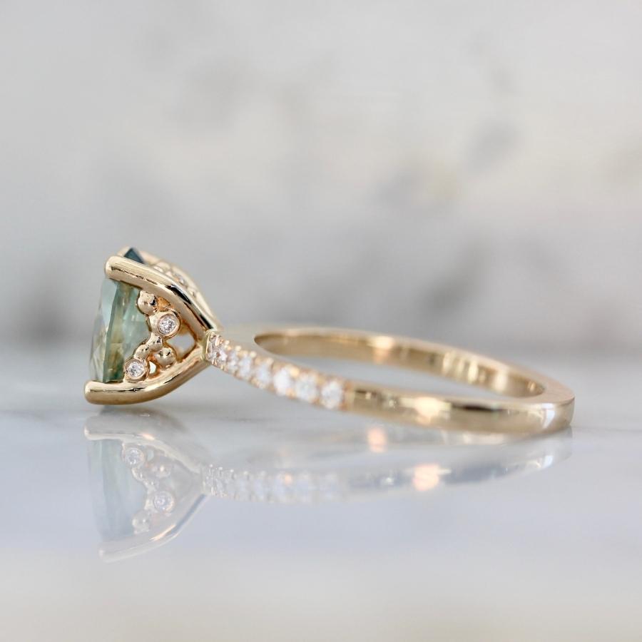 Iria Blue-Green Oval Cut Parti Sapphire Ring