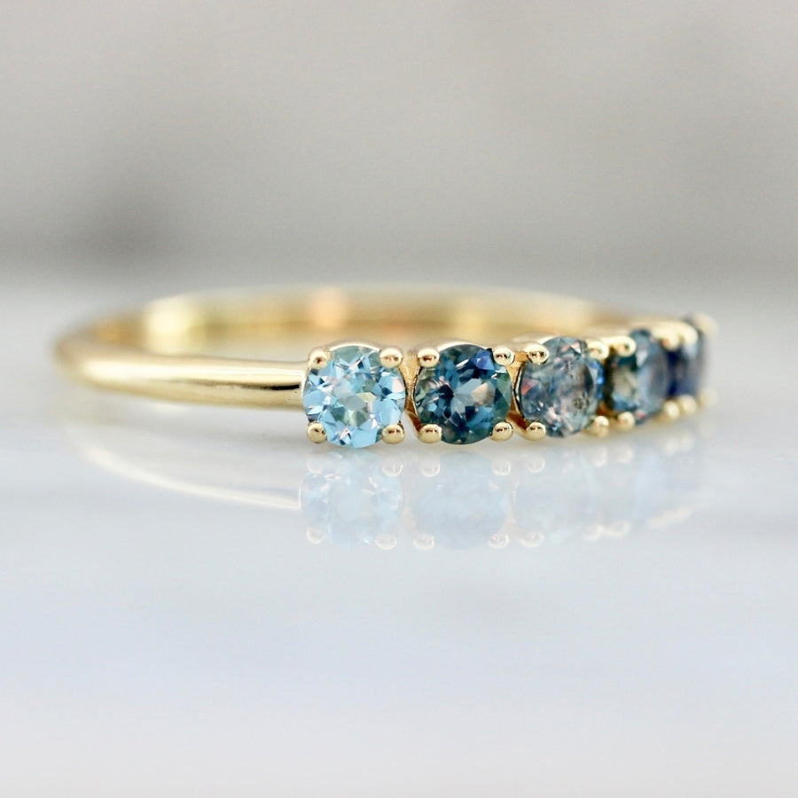 
            Three Wishes Blue Ombré Round Brilliant Cut Band