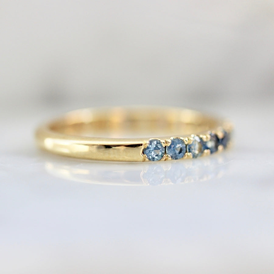 Riptide Round Brilliant Cut Montana & Bi-Color Sapphire Band