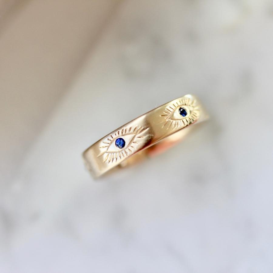 Good Karma Eye Engraved Sapphire Band