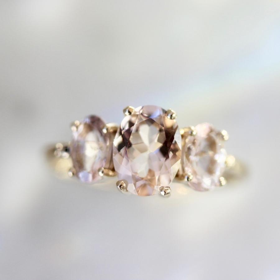 Oval the Moon Peach Morganite Ring