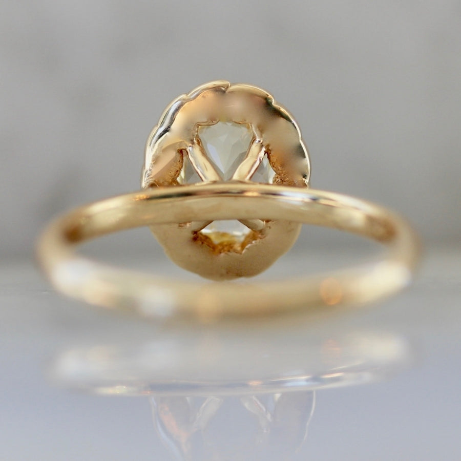 Light Fighter Light Yellow Oval Cut Sapphire Ring