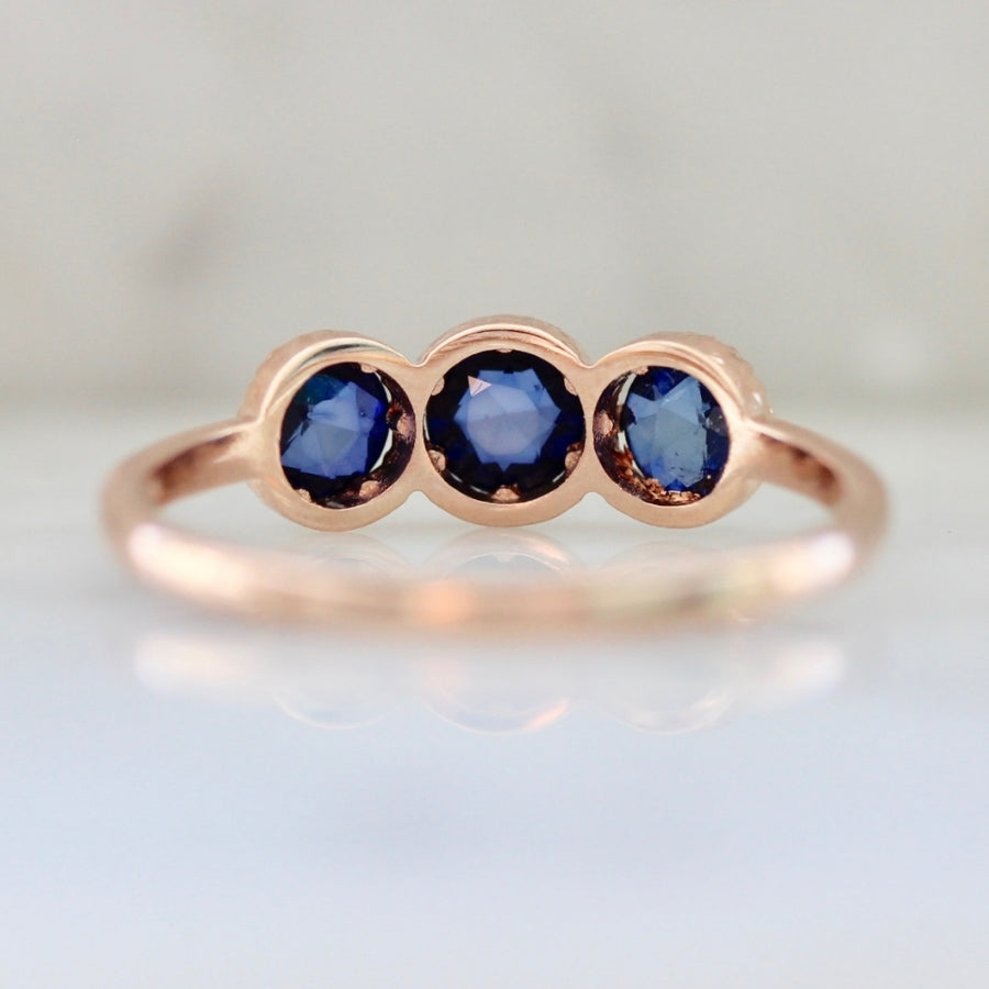 
            Vida Loca Blue Round Rose Cut Sapphire Ring