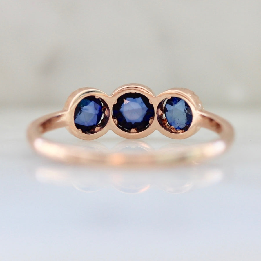 Vida Loca Blue Round Rose Cut Sapphire Ring