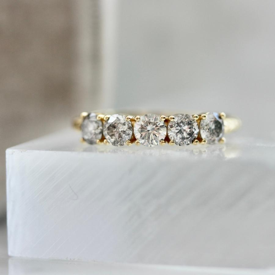 Thrill Seeker Salt & Pepper Round Brilliant Cut Diamond Band