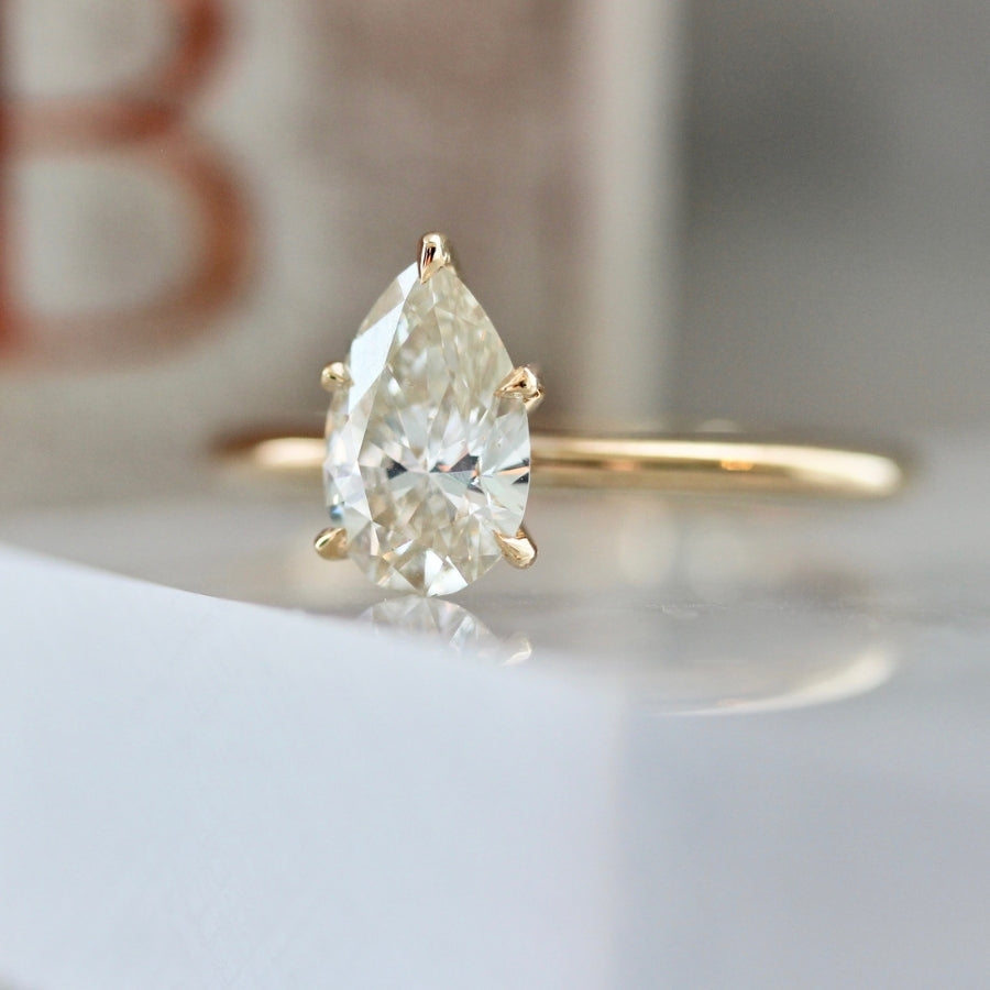 Pirouette Champagne Pear Cut Diamond Ring