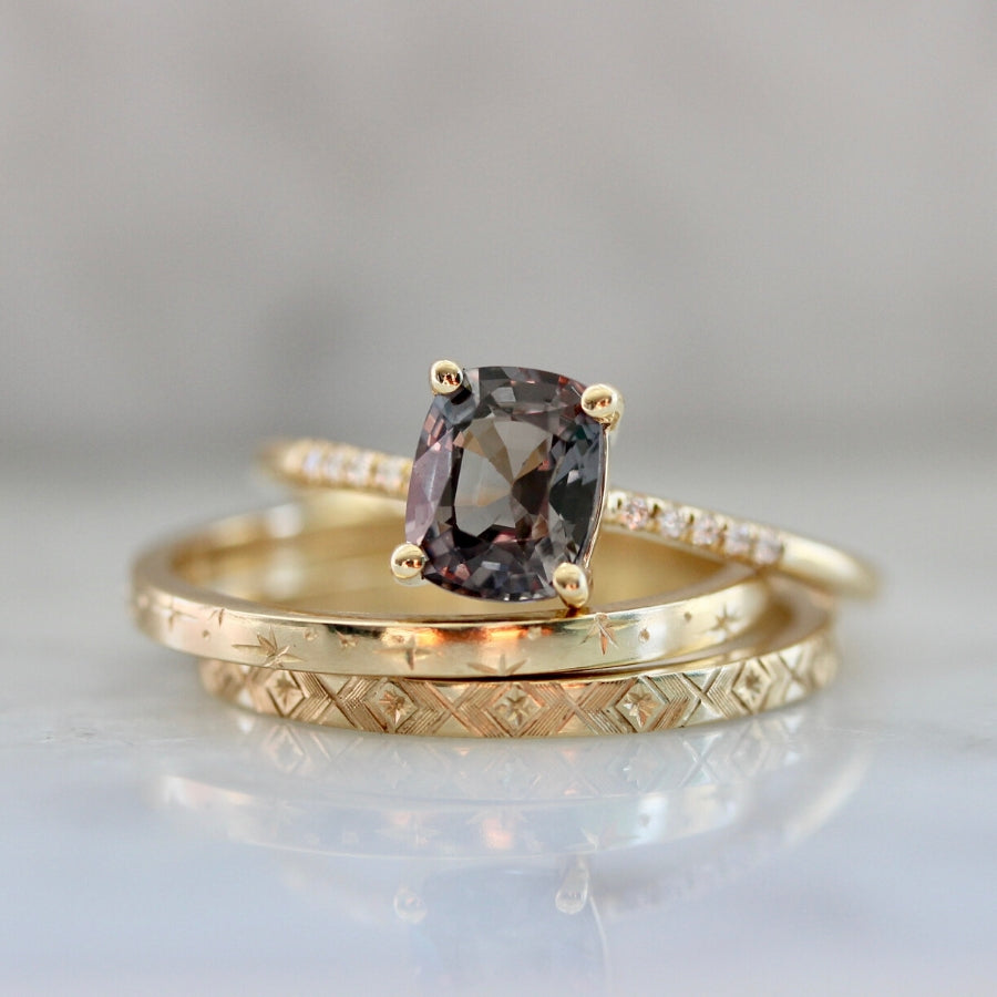 Hyeres Purple Spinel Ring in Yellow Gold