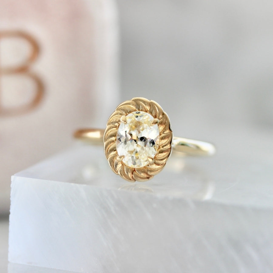 Light Fighter Light Yellow Oval Cut Sapphire Ring