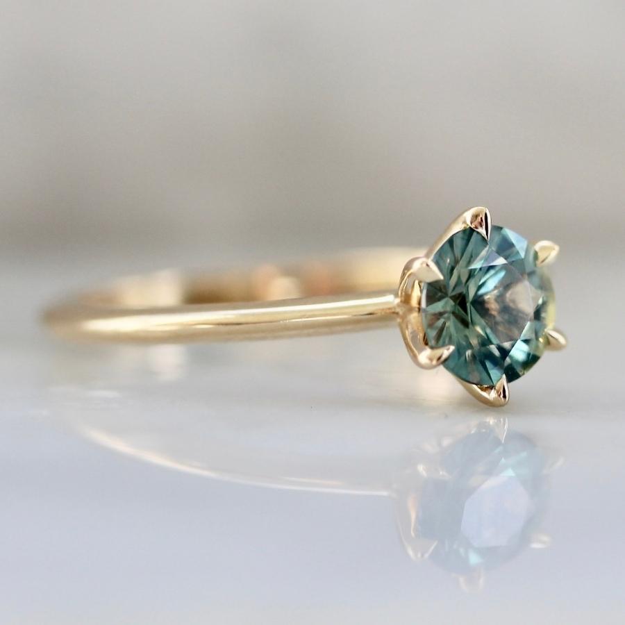 .93 Carat Stella Round Brilliant Cut Montana Sapphire Ring