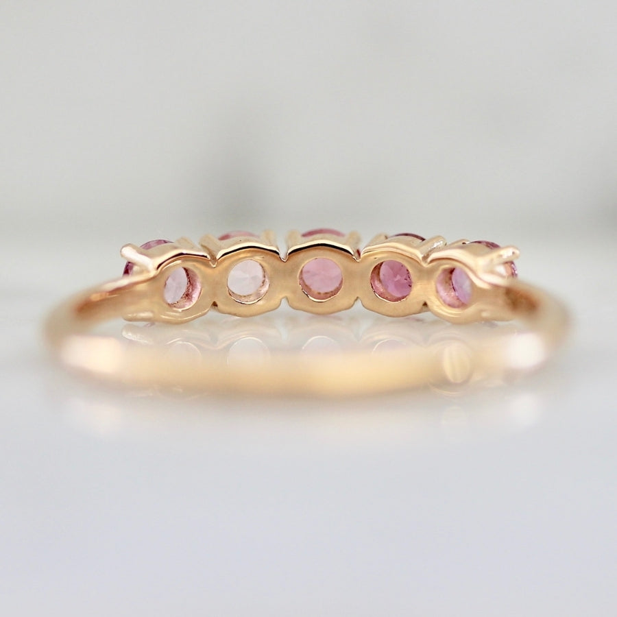 Hibiscus Heaven Pink Ombré Round Brilliant Cut Band