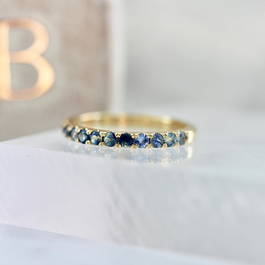 Riptide Round Brilliant Cut Montana & Bi-Color Sapphire Band