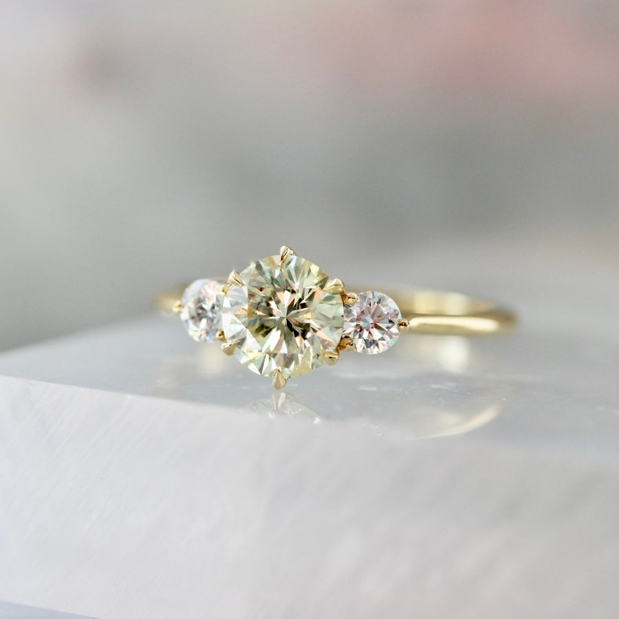 Falling Star Light Yellow Round Brilliant Cut Diamond Ring
