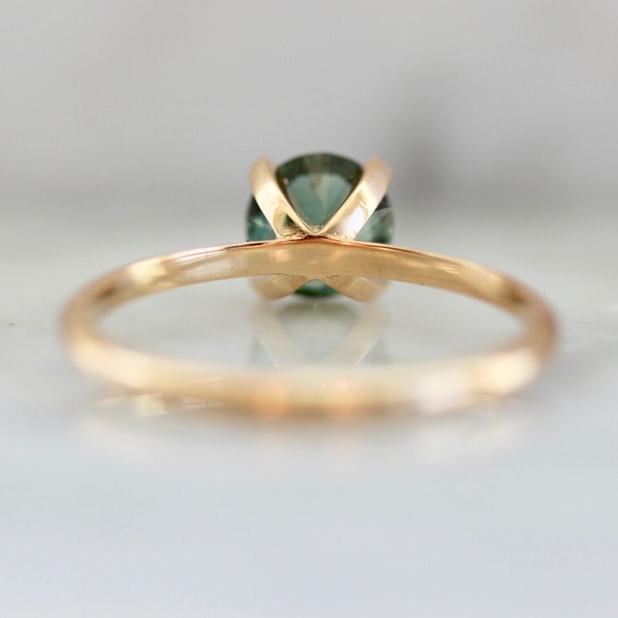 1.00 Carat Stella Peacock Green Sapphire Ring in Peach Gold