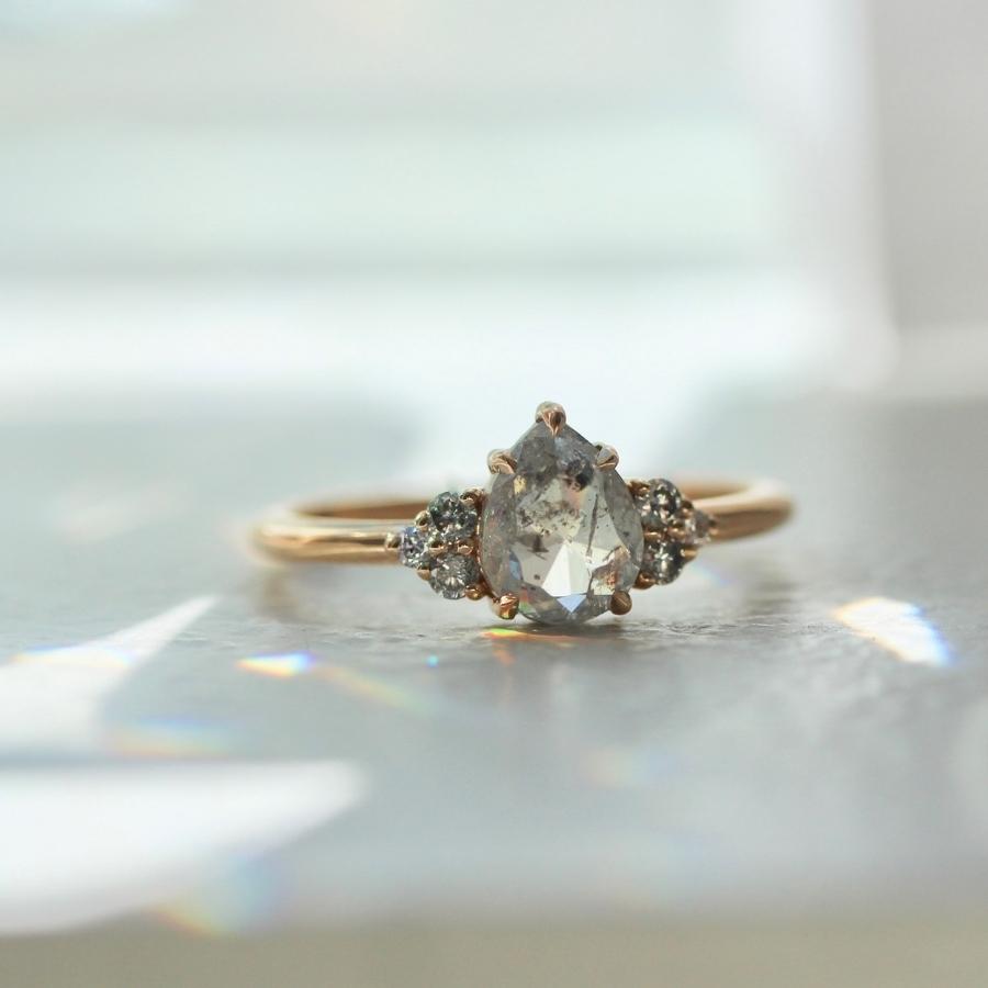 Angel Cake Salt & Pepper Pear Rose Cut Ring