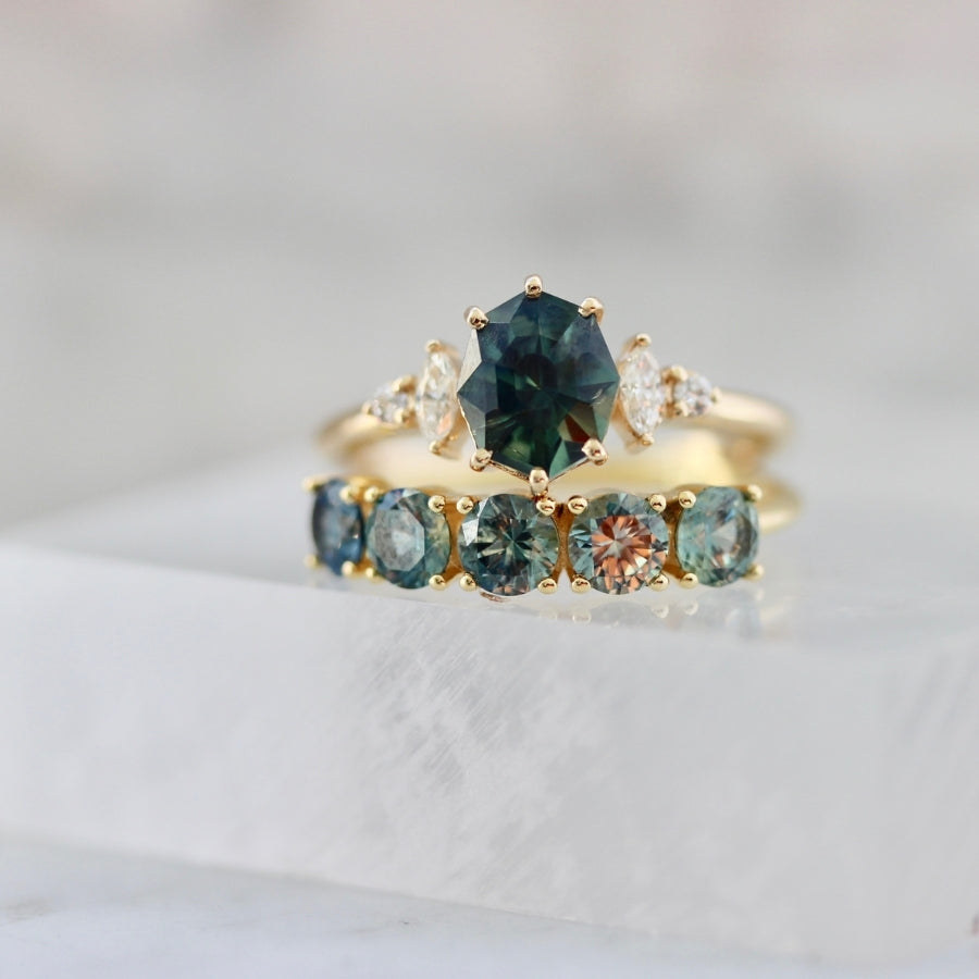 Mirage Blue Ombré Round Cut Sapphire Band