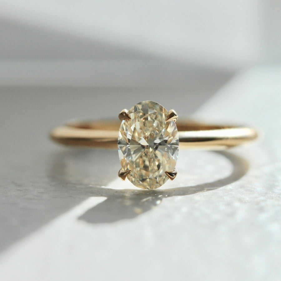
            Reims Champagne Oval Cut Diamond Ring