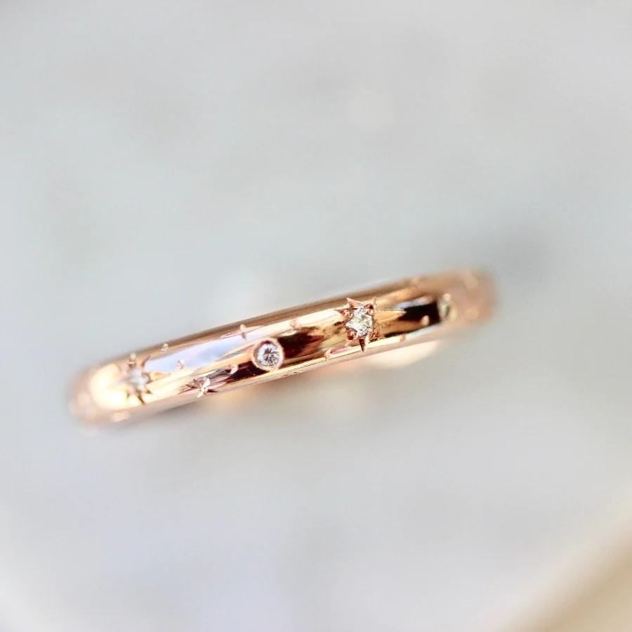 Celeste Major Star Engraved Diamond Gold Band