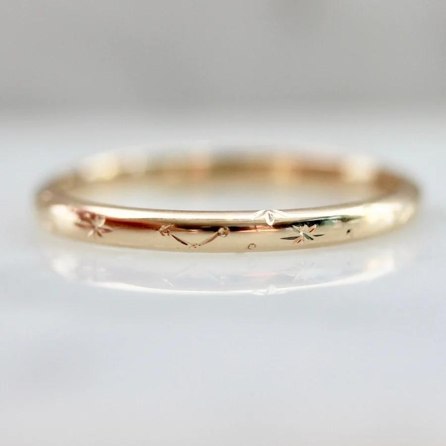 Equinox Moon and Constellation Engraved Gold Band