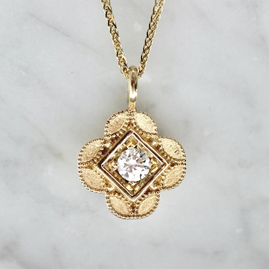 Free Spirit White Diamond Necklace