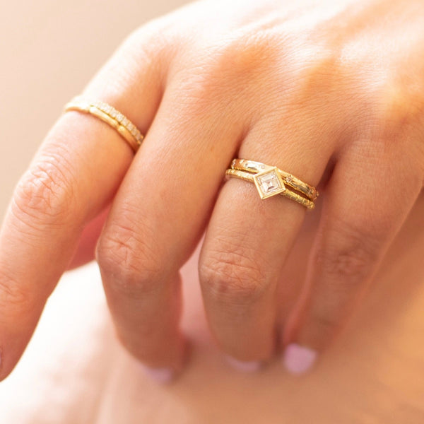 Girl Code White Carré Cut Diamond Ring