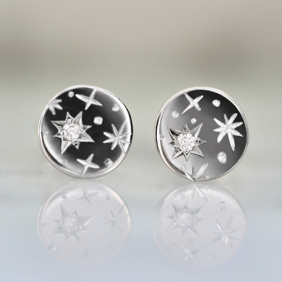 
            Medium Size Orion Engraved Diamond Earrings
