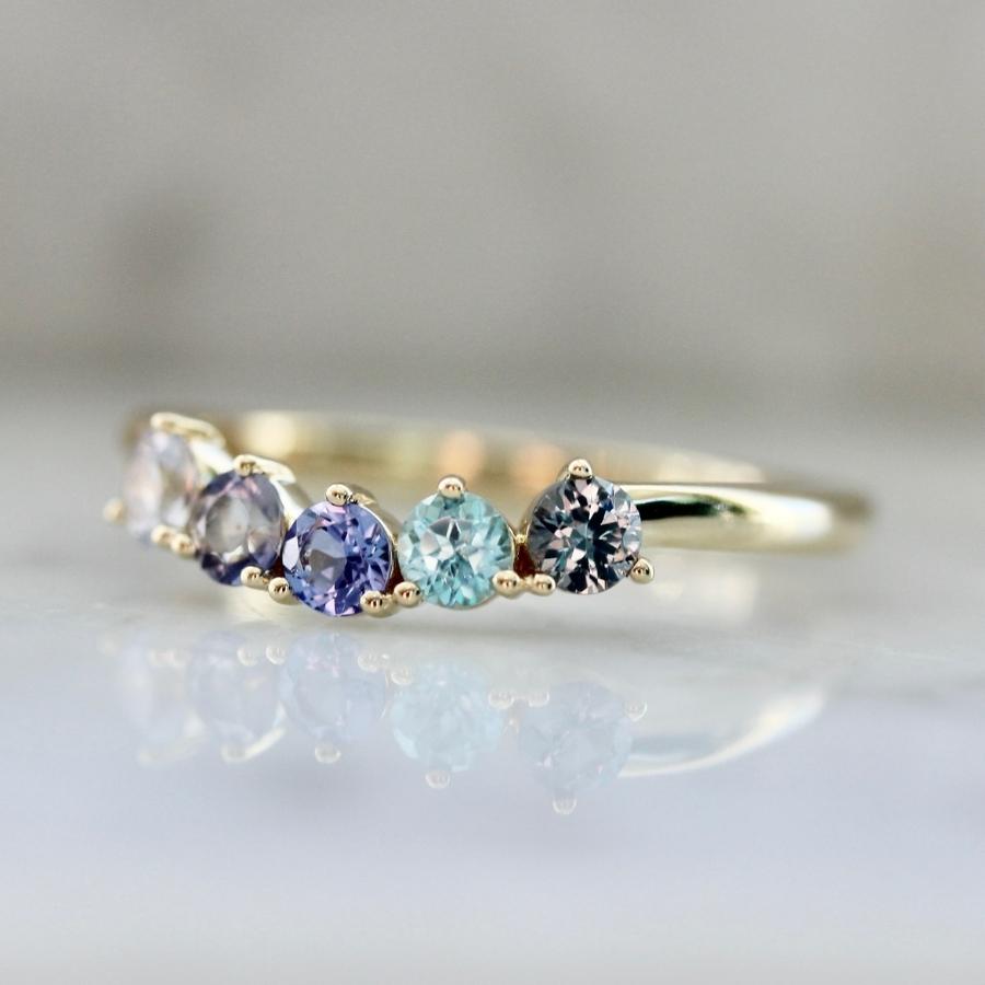 Hawkins Curved Gemstone Band