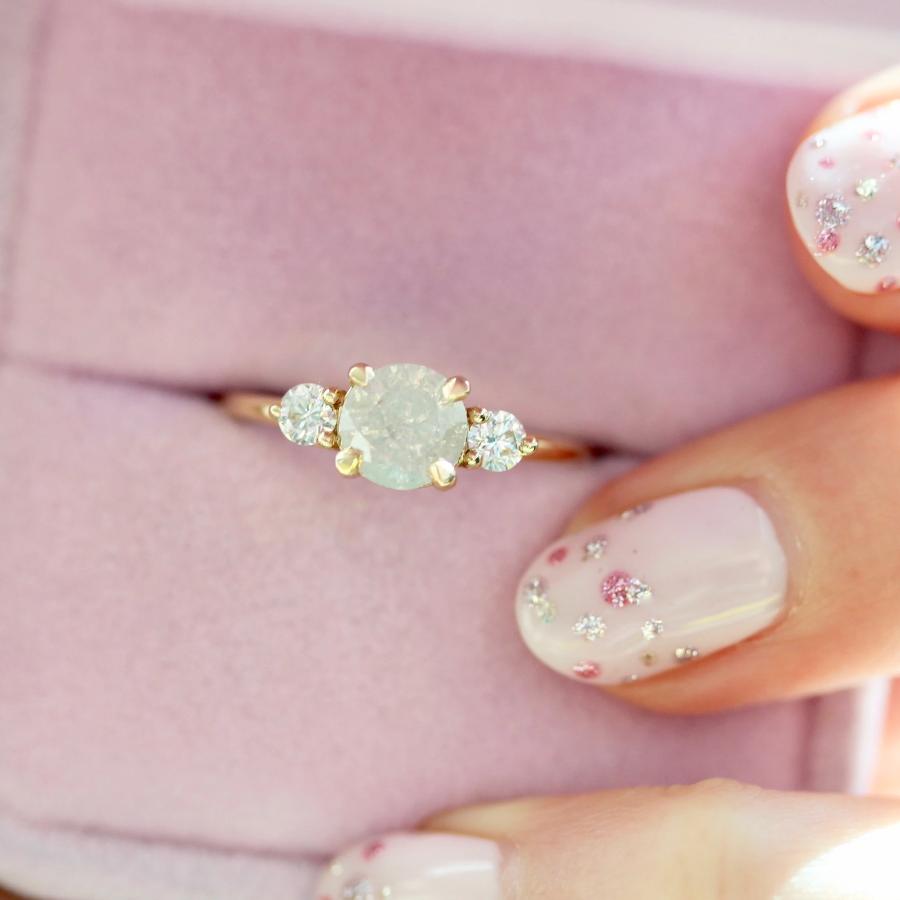 Sophie Icey Diamond Three Stone Ring in Yellow Gold